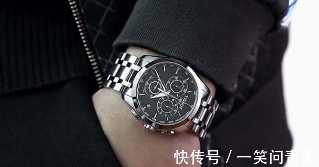 右手 男人切记要知道:左手“戴手表”的含义是什么?别再一问三不知