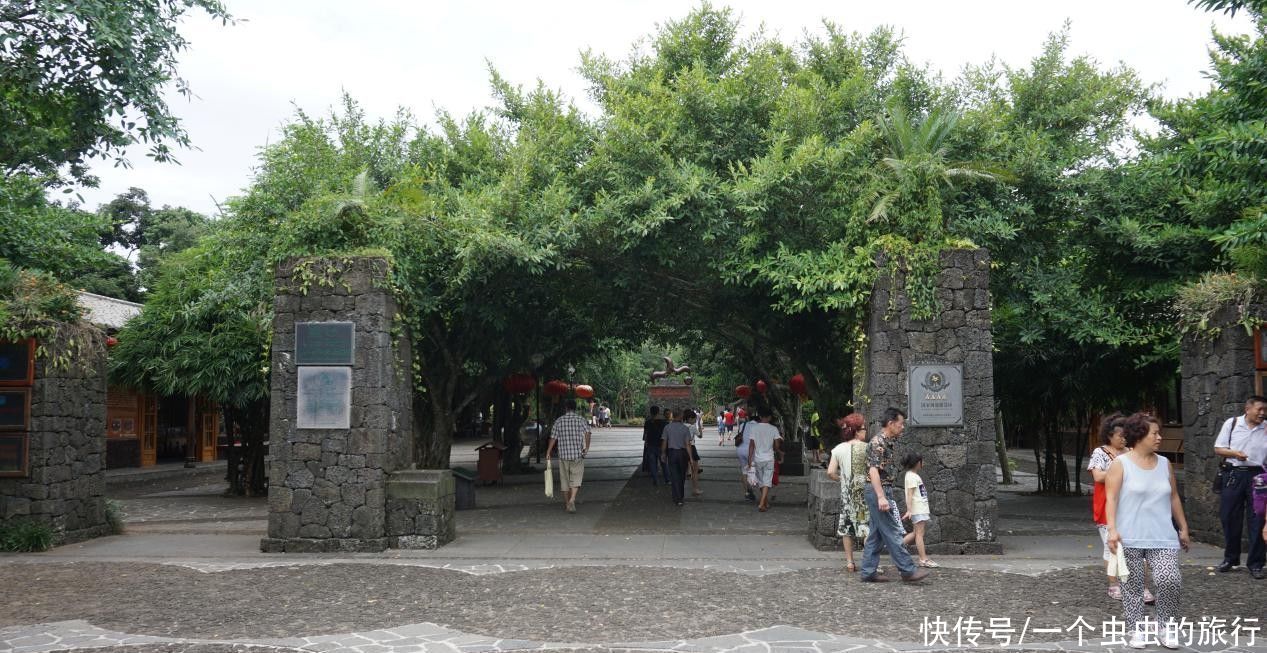 雷琼海口火山群世界地质公园，热带城市火山文化的博览园