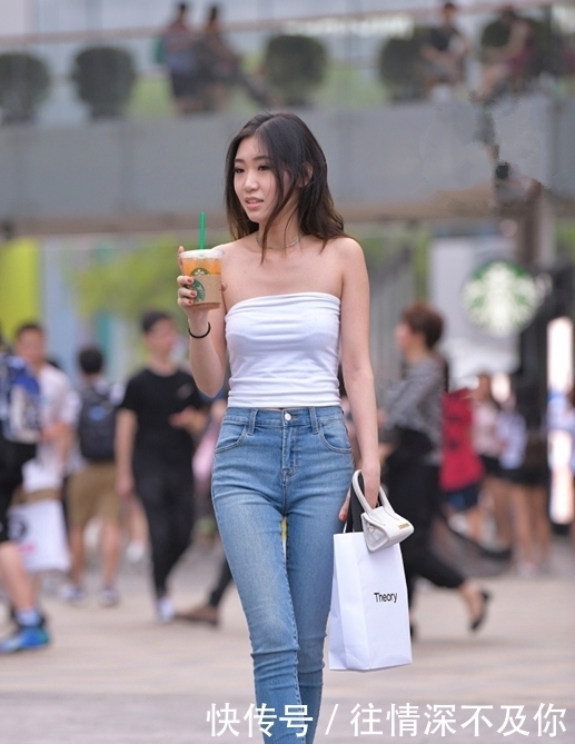 身材|路人街拍:穿着精致身材曲线优美的妹子,真是吸眼!