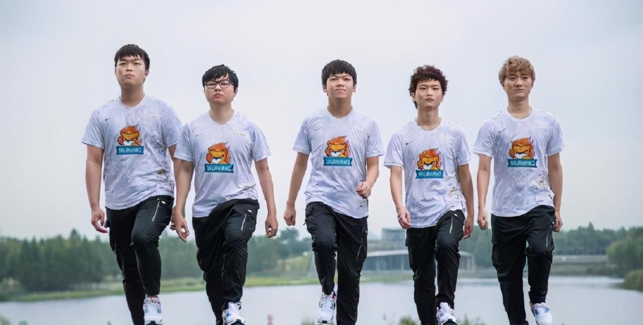 外媒|SN得到外媒认可！LCS解说盘点SN晋级之路，堪称传奇