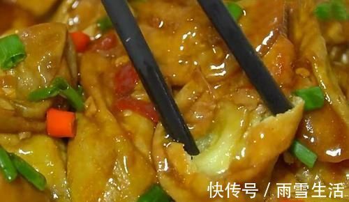 茄子别再炒着吃，学会新做法，不炒不蒸不做馅料，上桌瞬间扫光