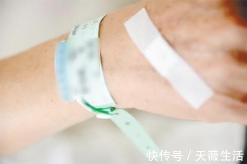 妊娠期|待产孕妇的手环有4种颜色,每种代表含义不同,最后一种很少见到