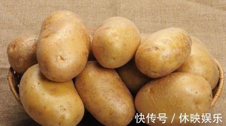 排毒养颜|女性不愿老太快，要坚持吃3种食物，排毒养颜、滋润身体！