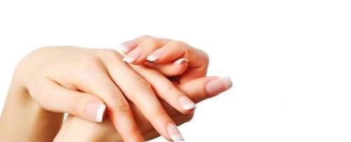 野玫瑰|平价好用的护手霜,滋润不说味道还好闻,男友牵着手都不愿意放