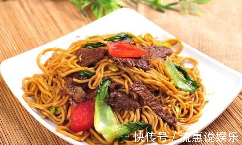 诀窍|爱吃炒面就教你一招，炒出来后不粘锅，不成坨，孩子吃得可香了