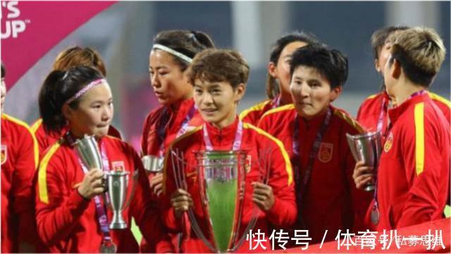 强国|中国女篮提前晋级世界杯，中国女足夺冠，男篮和男足还有救吗？
