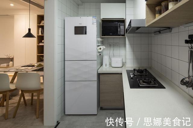效果|她坚持给电视墙和沙发墙互换位置,效果出来后,既大气又实用