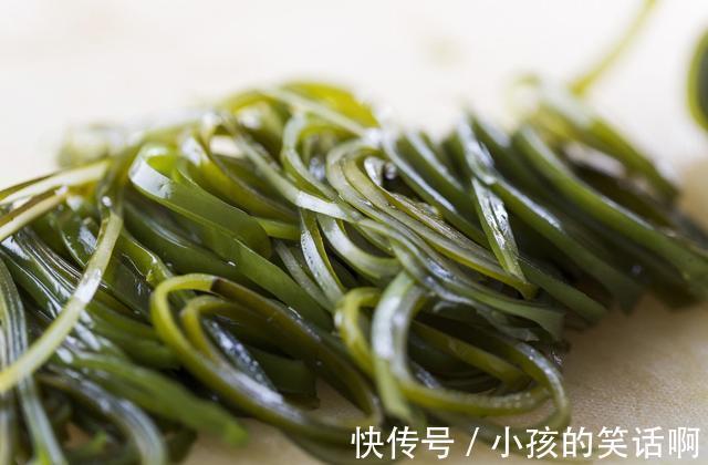 营养物质|多走路可以降血脂?医生提醒:3种食物常吃或比走路效果更好