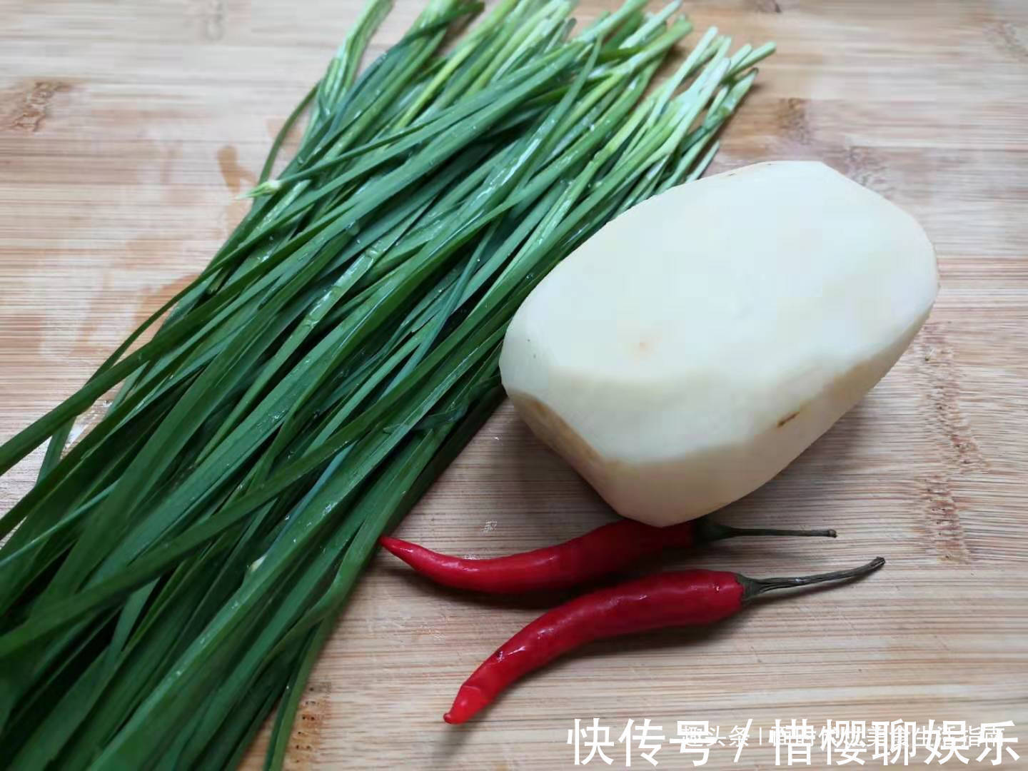 小米椒|秋天最适合女儿吃的菜,隔三差五吃一回,刮油又清肠,体重嗖嗖降