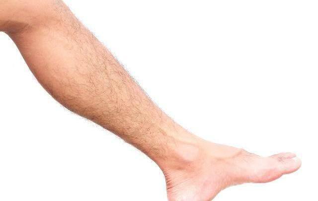 腿毛|为啥有的女生体毛旺盛，而有的“光秃秃”？哪种更健康？不妨了解