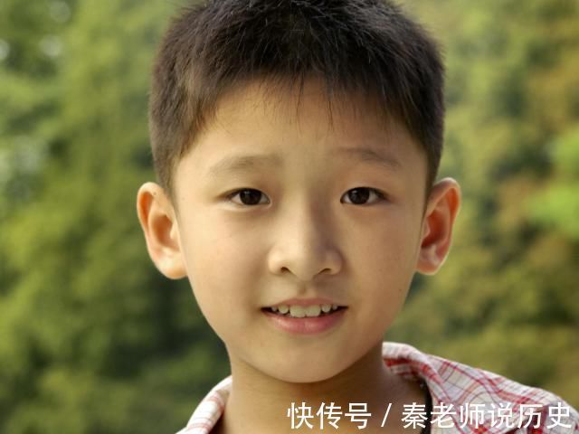 规矩|这3种孩子,小时候看着很机灵,长大后却是最没出息的,看你家娃有没