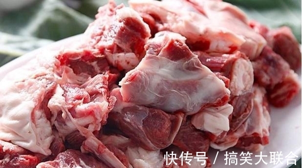 红烧羊肉|美味好吃的红烧羊肉，羊肉色泽深红、糯而不散、浓香悦目！