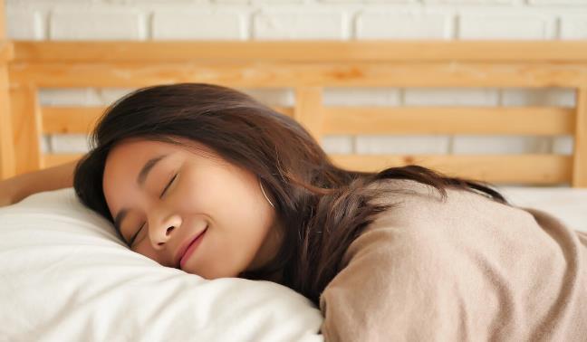 热水泡脚|想长寿,靠自己,最新公布的六大增寿习惯,第一名并不是健身