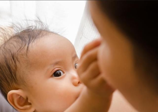 勤奋|天生母乳少?错!只因你还未遵守“黄金4小时”法则