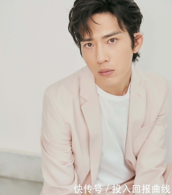 尽显|浪漫的七夕适合穿粉色的服饰,减龄又很清新,尽显青春活力