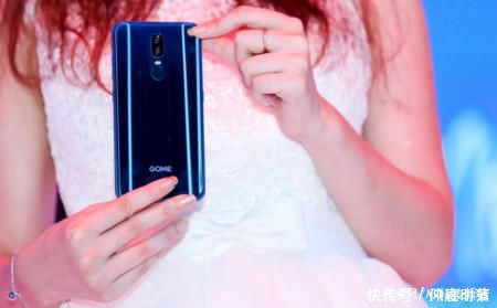 国美|又一国产手机“倒下”,上市4个月无人问津,网友都没有见过