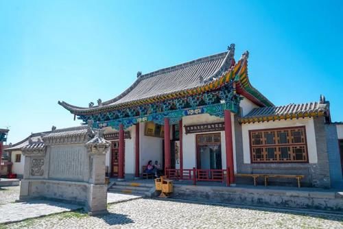  诗意|诗意才情｜刀劈摩天崖，巨笔写春秋！