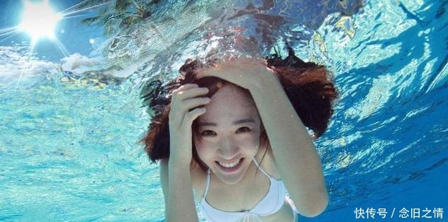 水里睁开眼睛的人是如何做到的很多人为何不能做到真涨知识了!