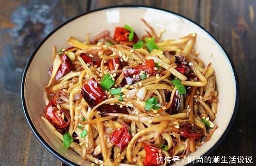 买杏鲍菇时,别再只挑大的,牢记4个特征,轻松挑到好杏鲍菇