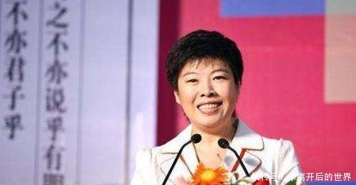 红极一时|曾经红极一时的于丹, 如今为何遭人唾弃 只因她做的三件事