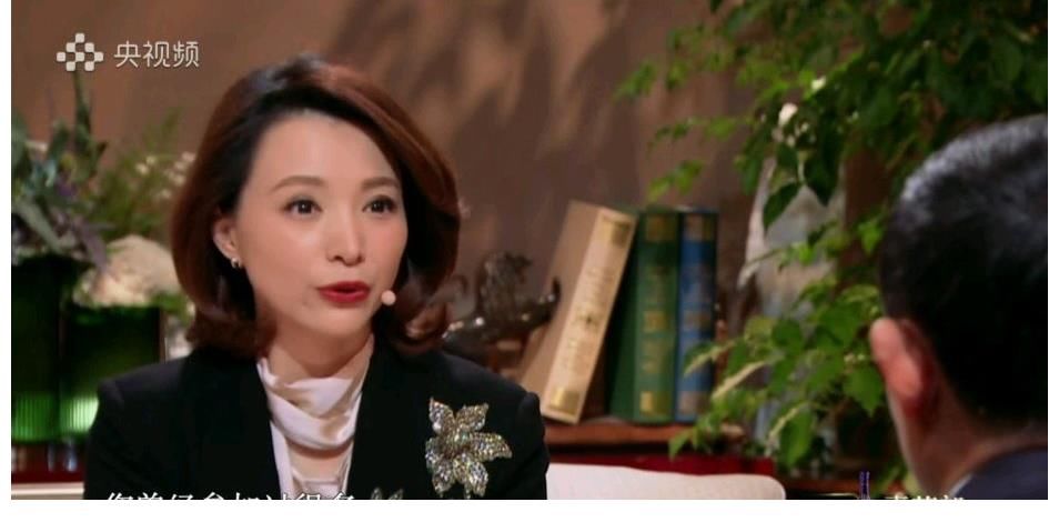 《朗读者》第三季流年不利,档期周播成月播?董卿效应也不好使了