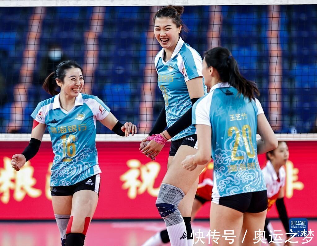第三阶段|广东江门2021-2022赛季中国女子排球超级联赛,2比0晋级决赛。