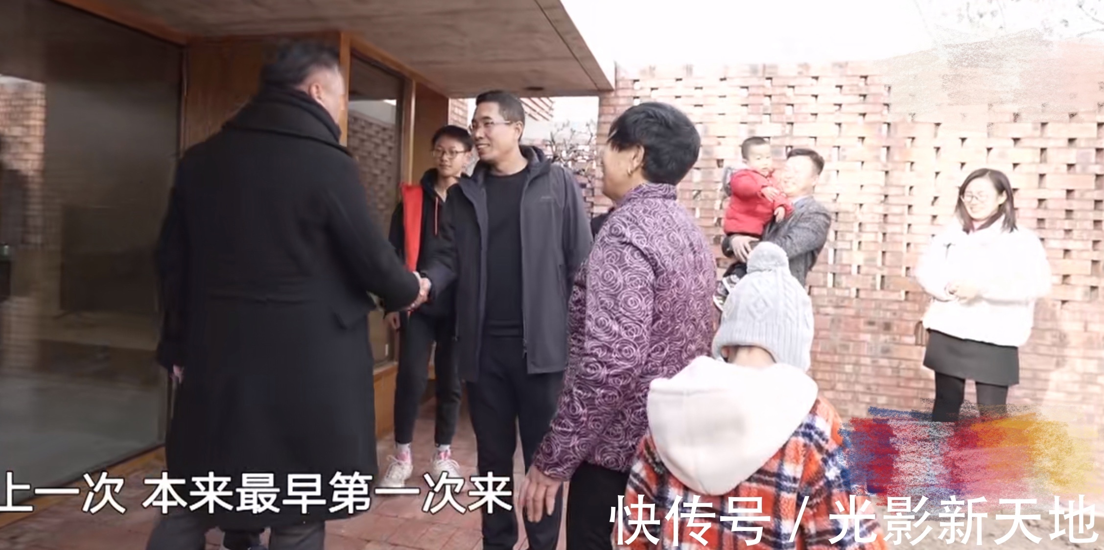 《夢想改造家》132萬毛坯房后續：房頂開裂，紅磚泛白有坍塌隱患