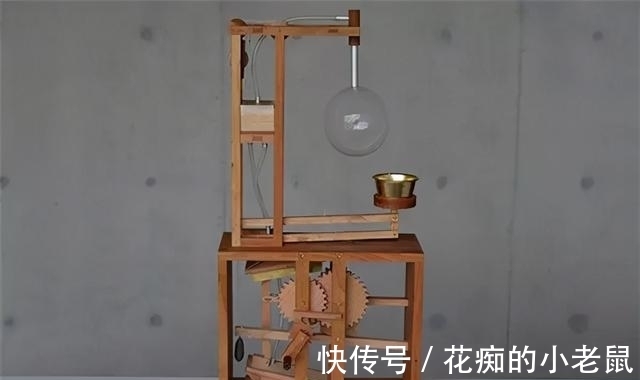 潘多拉!一个脑洞大开的日本艺术家,设计了些奇奇怪怪的玩具装置···