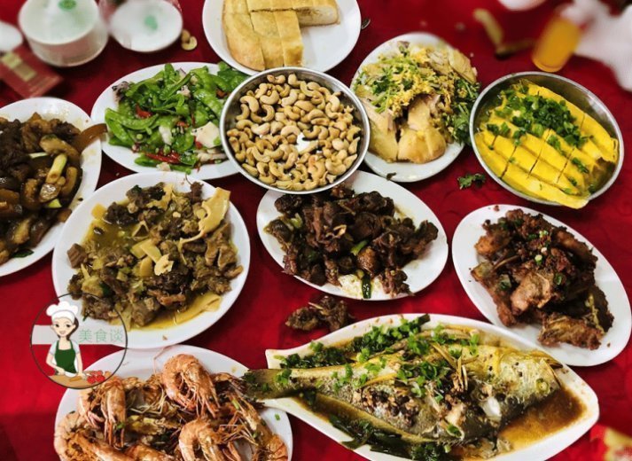 随礼|随礼500块吃酒席,一大桌子的硬菜,都吃嗨了,看看都有啥硬菜