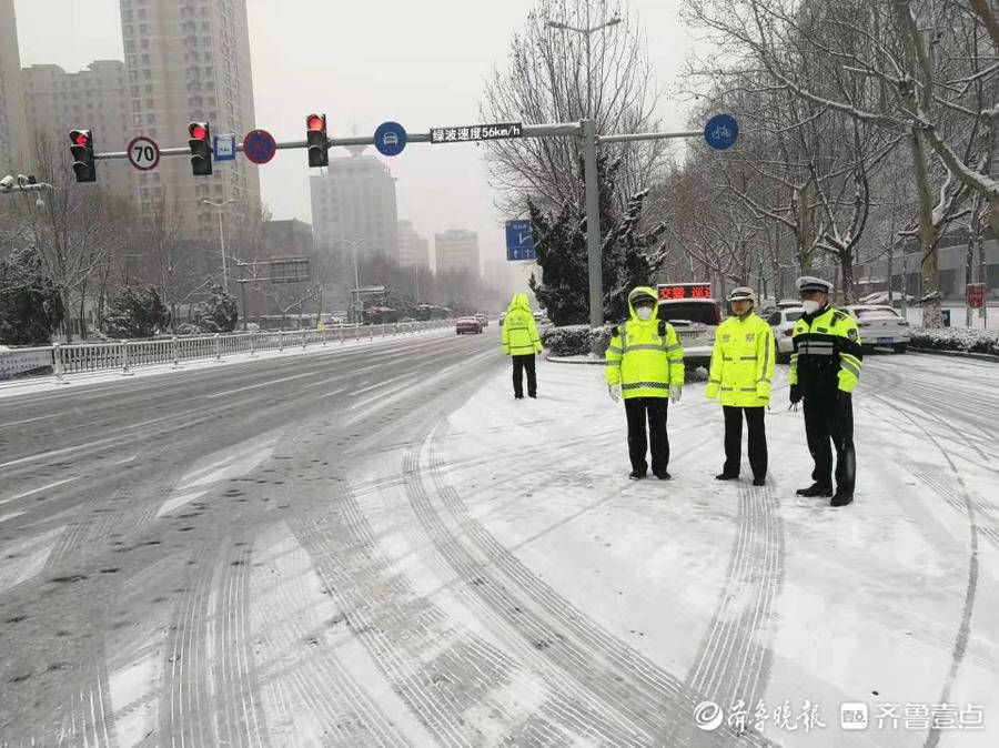 李怀磊|直击！聊城街头雪中，他们全出动了……