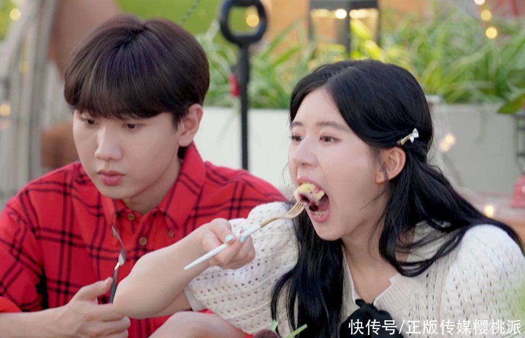 丁禹兮|趙露思大口吃肥肉不怕發(fā)胖，自曝曾吃蒜拍吻戲，害苦了對手男演員