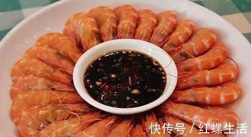 白水煮虾，直接煮真是大错特错，谨记这3个诀窍，大虾鲜嫩没腥味