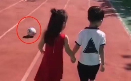 幼儿园|萌娃入园第二天成功“牵手”心仪女孩,网友:活得不如一个孩子!