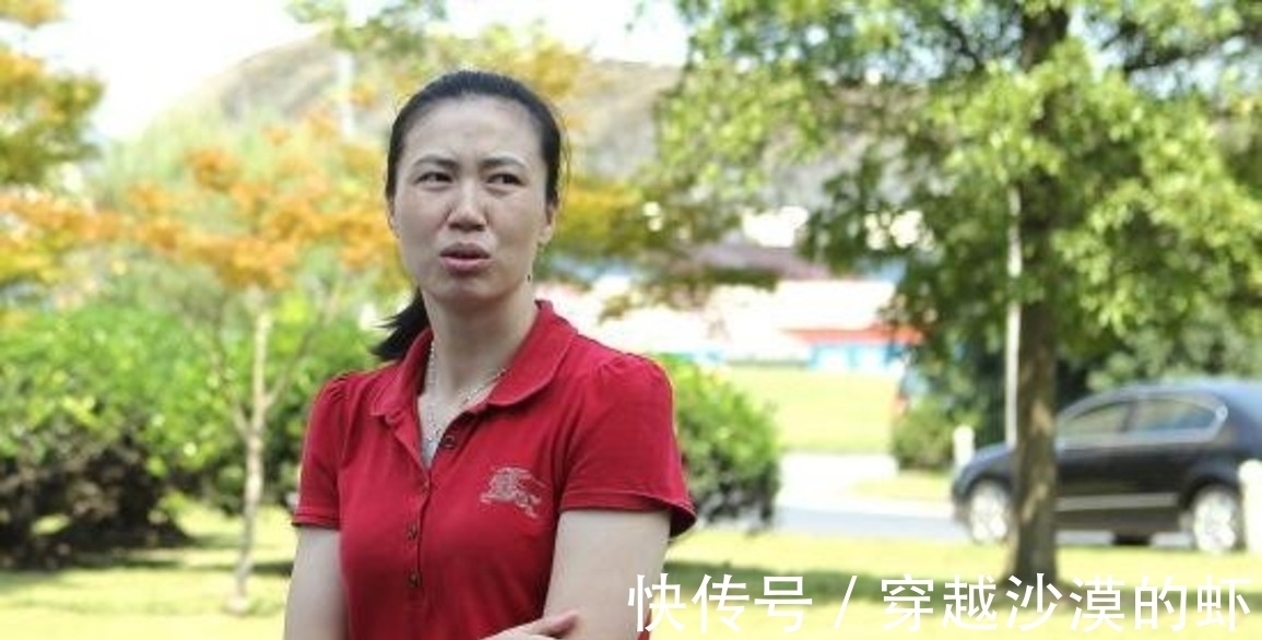 富商|“女排”周苏红，照顾瘫痪丈夫5年后，为何突然改嫁大9岁富商？