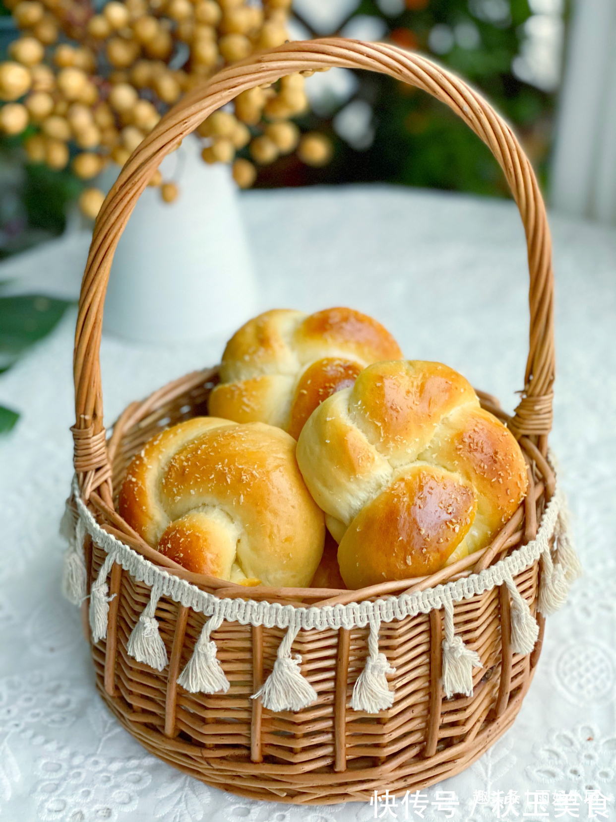 发酵|小面包按这个配方做，松软拉丝又美味，零难度新手一次成功