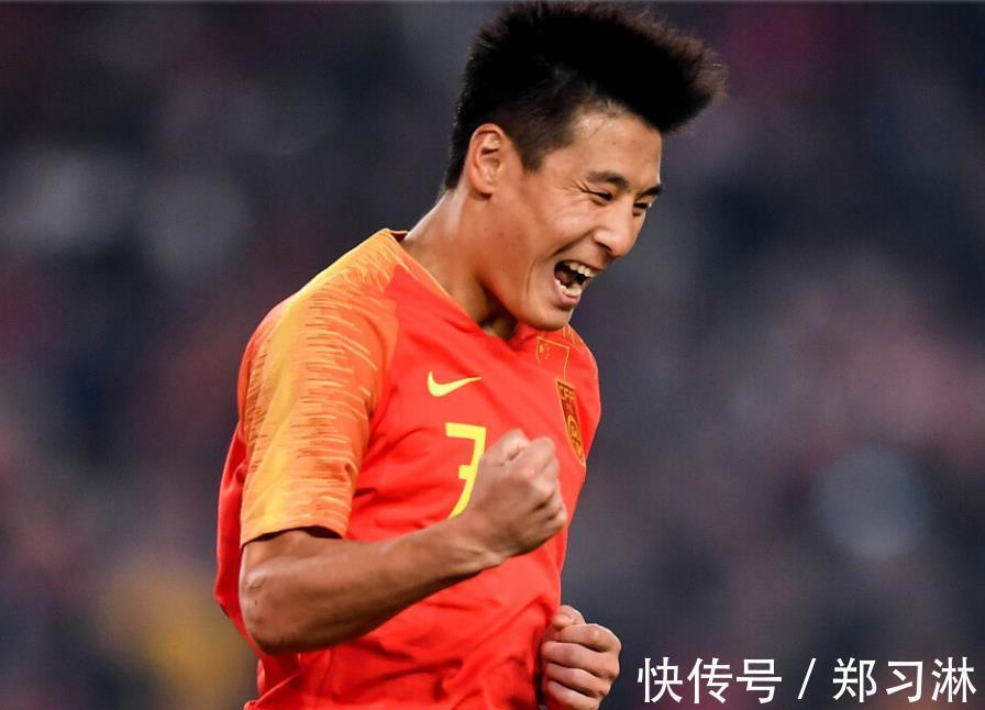 中国足球|国足集训名单释放3大信号,武磊问题成谜,豪华教练团缩减