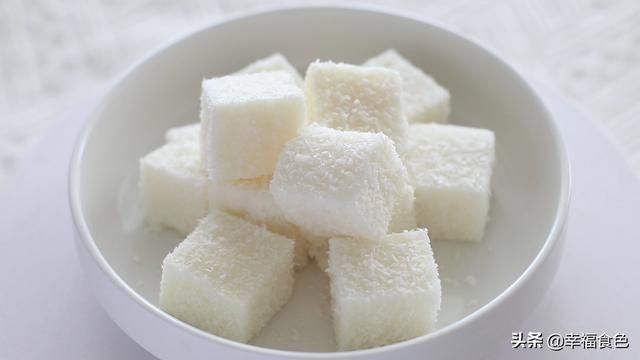 椰蓉|只要1个平底锅就能做的甜品，免蒸免炸，Q弹顺滑奶味浓郁