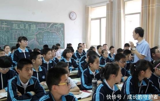 普高录取率仅50%？教育部做出新回复，初中不努力大学必无缘