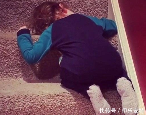 美国|美国萌娃超强睡姿真的是萌死人 这样的萌娃来一打把