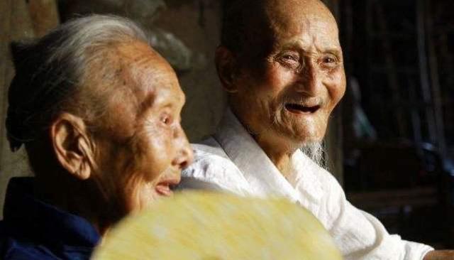 清蒸|过了45岁想长寿，请你放弃“粗茶淡饭”，选对跟吃对肉更有益