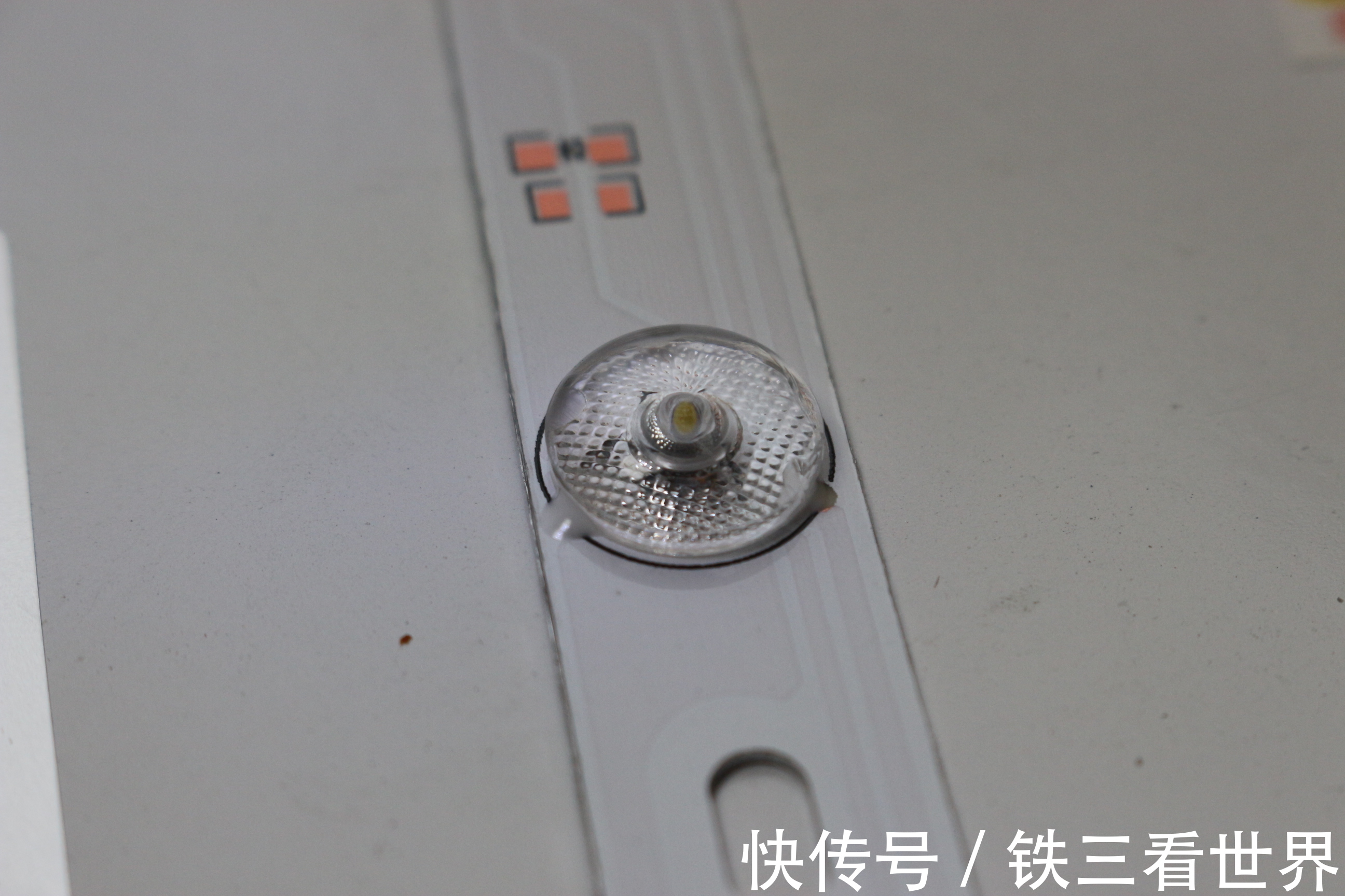 天猫精灵|儿童卡通顶灯改造作业