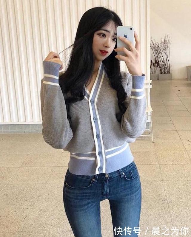 出身材 身材窈窕的女神,搭配牛仔裤,完美展现出优雅的女神气质