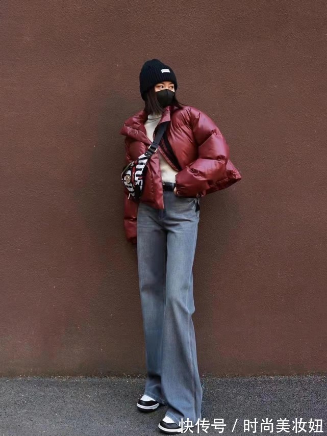 基础款 今年出镜率最高的“羽绒服”,不仅保暖洋气还显腿长,小个子照搬