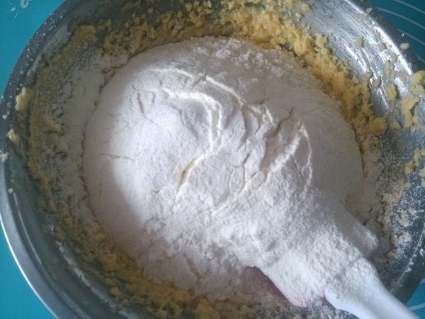 此配方做过几十次了,零失败,又酥又脆,比蛋糕好吃十倍!