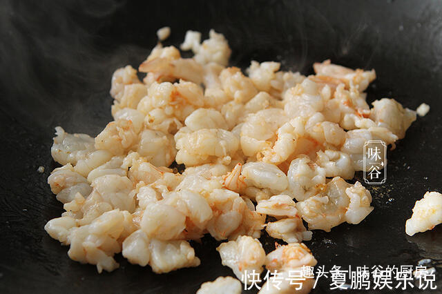 节食减肥|40岁阿姨轻断食晚餐,走红朋友圈,网友真自律,难怪越吃越瘦