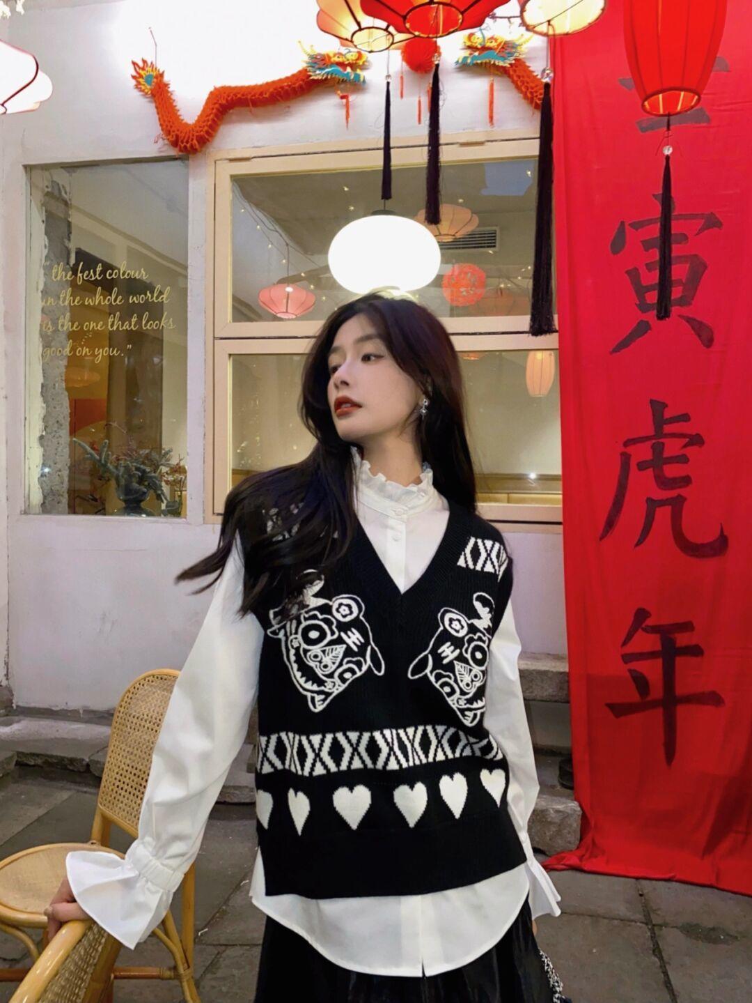 修身性 穿来穿去,还是“毛衣”最百搭,不花哨、不显胖,简约高级又时髦