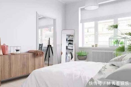 晚上睡觉时|晚上睡觉时,卧室门是开着好还是关着好不是迷信,看完提醒家人