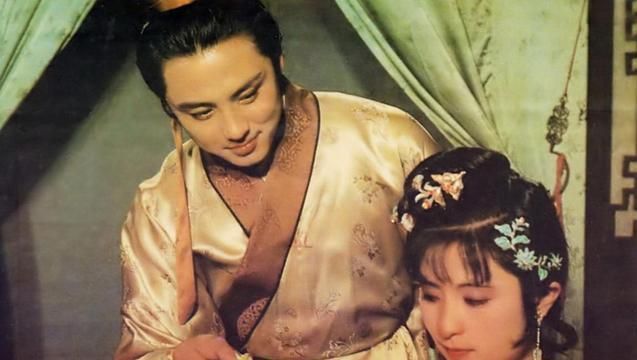 王熙凤!红楼梦:身为豪门贵公子,贾琏为啥偏爱残花败柳?