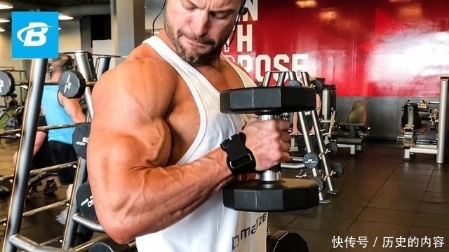 肱三头肌|就怕你手臂练不粗用上这些方法效果好几倍