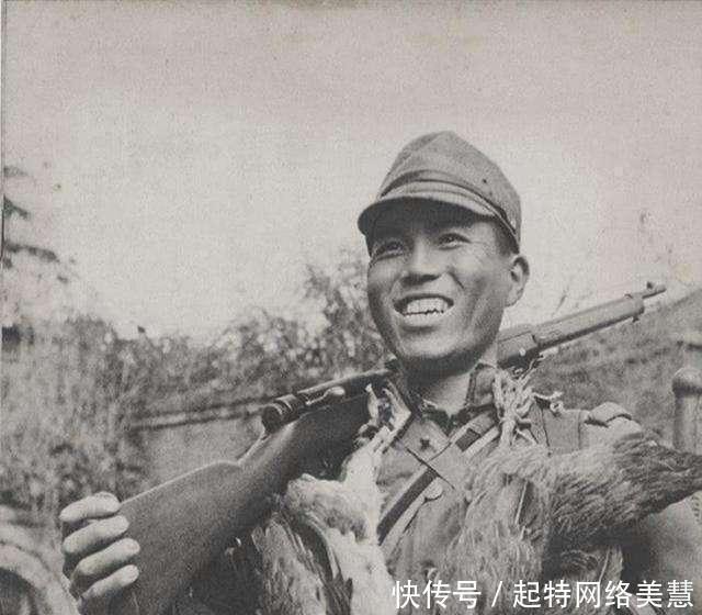 意大利军队|二战时意大利士兵吃什么英军俘虏看到午餐时,差点被吓哭了